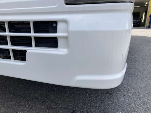 Mazda Scrum Truck 9