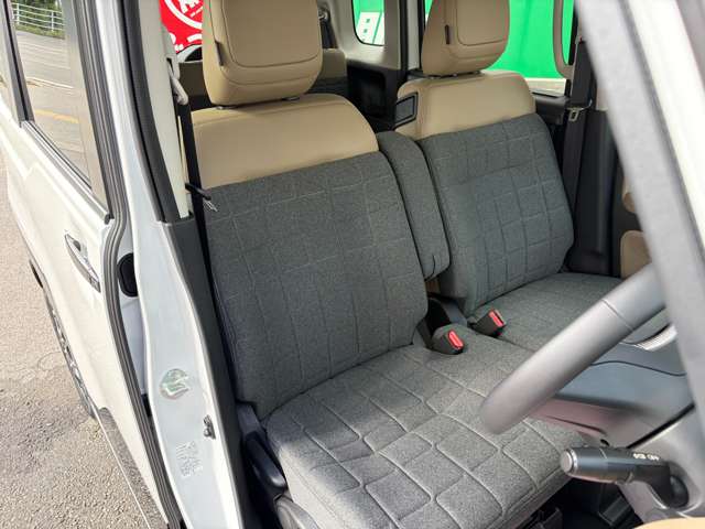 Mitsubishi Delica Mini 12