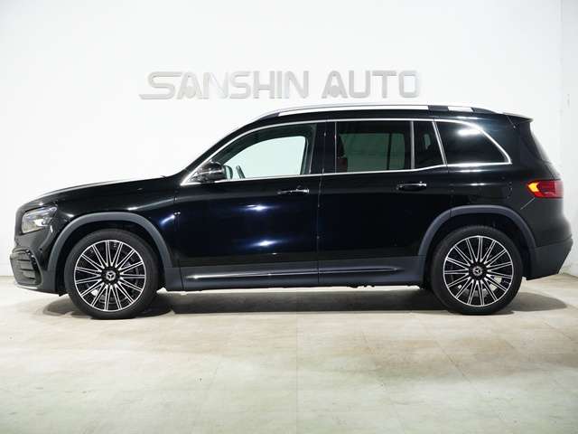 Mercedes-Benz GLB 5