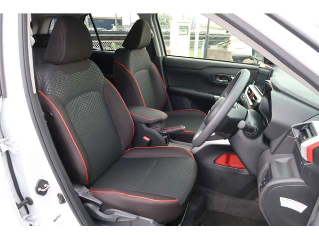 Daihatsu Rocky 5