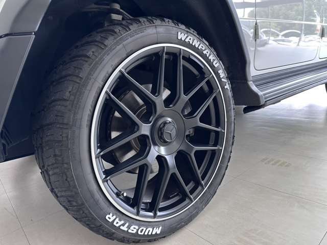Mercedes-Benz G-Class 10