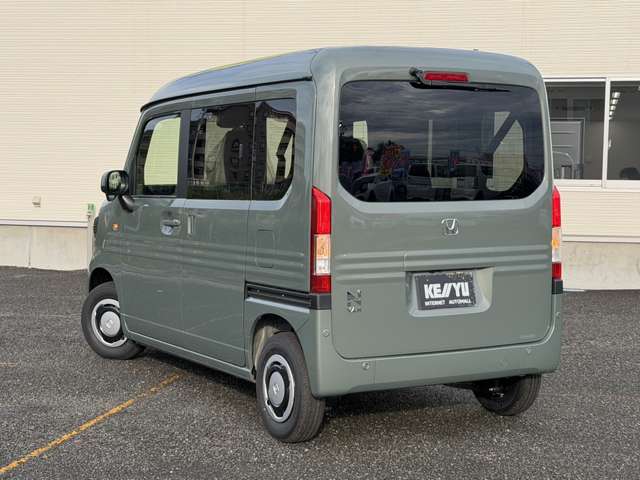 Honda N-VAN 12