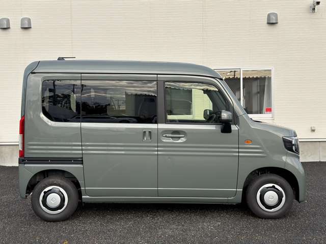 Honda N-VAN 10