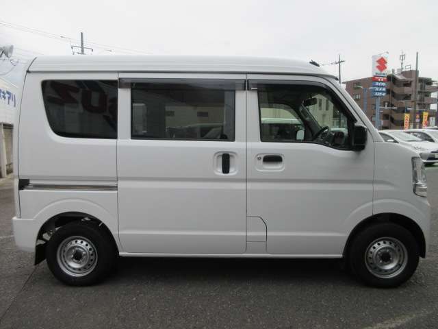 Suzuki Every 11