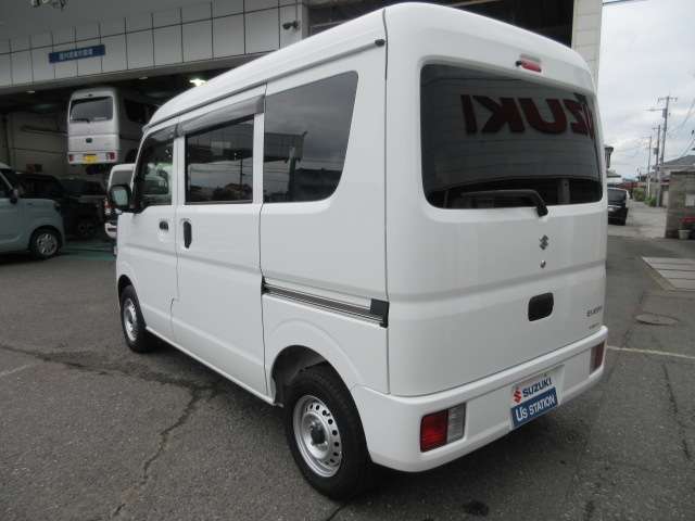 Suzuki Every 8