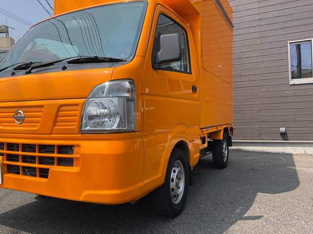Nissan NT100 Clipper 12