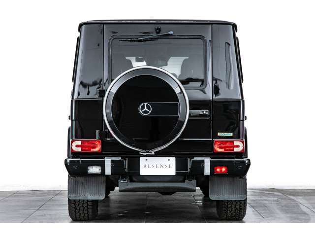 Mercedes-Benz G-Class 12