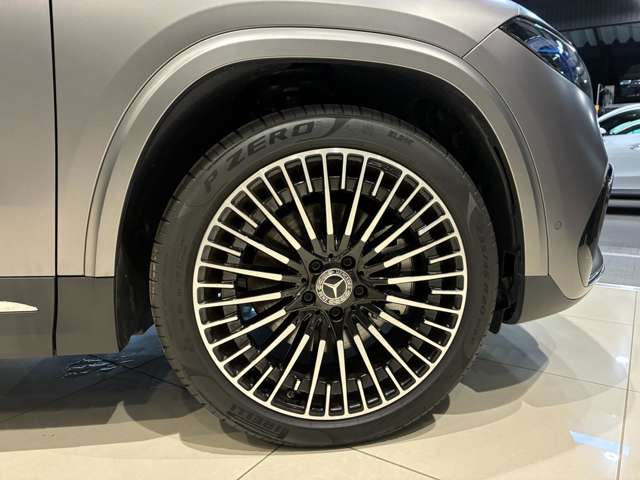 Mercedes-Benz EQA 12