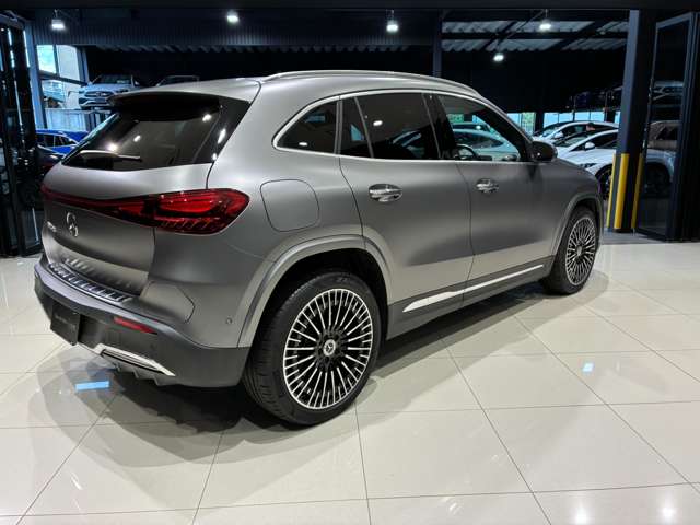 Mercedes-Benz EQA 5