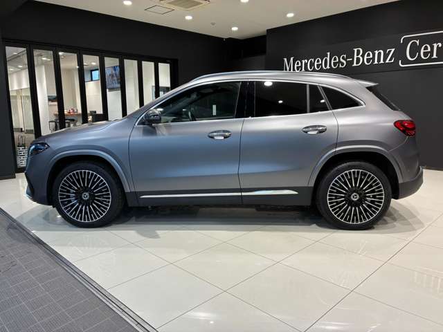 Mercedes-Benz EQA 8