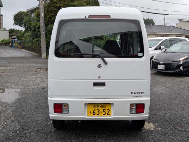 Suzuki Every 8