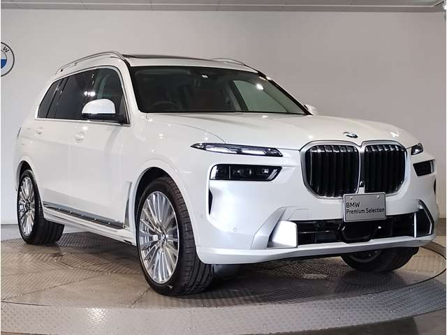 BMW X7 11