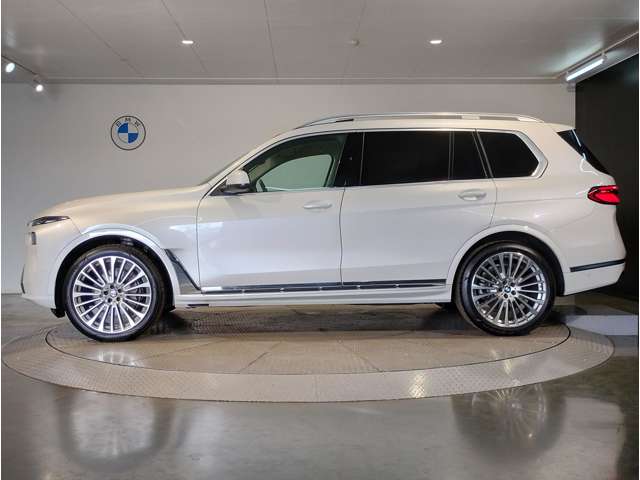 BMW X7 6