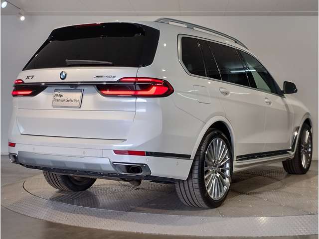 BMW X7 9