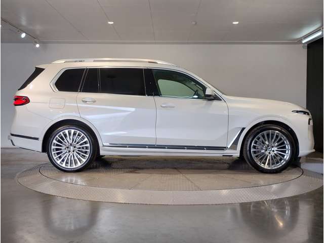 BMW X7 10