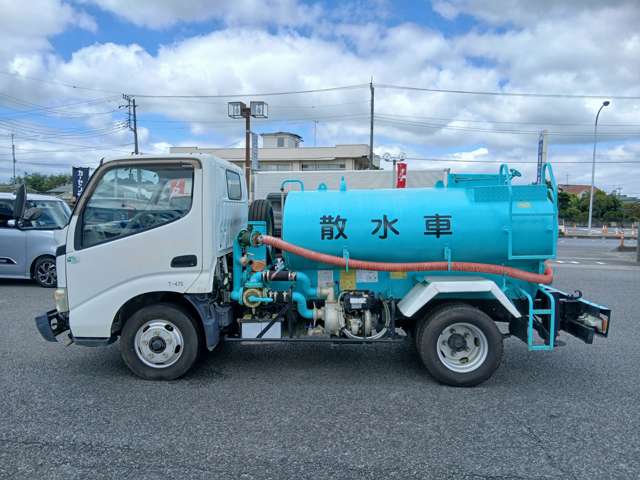 Hino Dutro 5