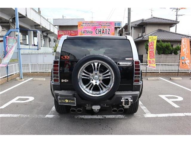 Hummer H3 8