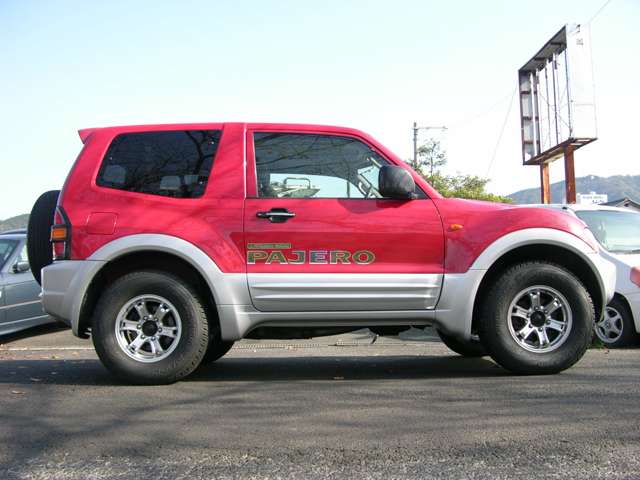 Mitsubishi Pajero 4