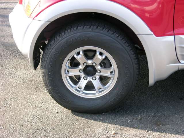 Mitsubishi Pajero 7