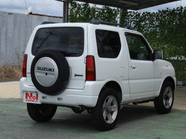 Suzuki Jimny 8