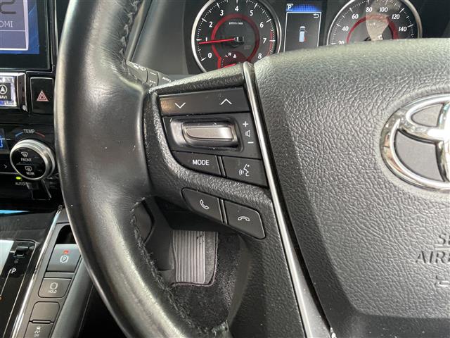 Toyota Alphard 12