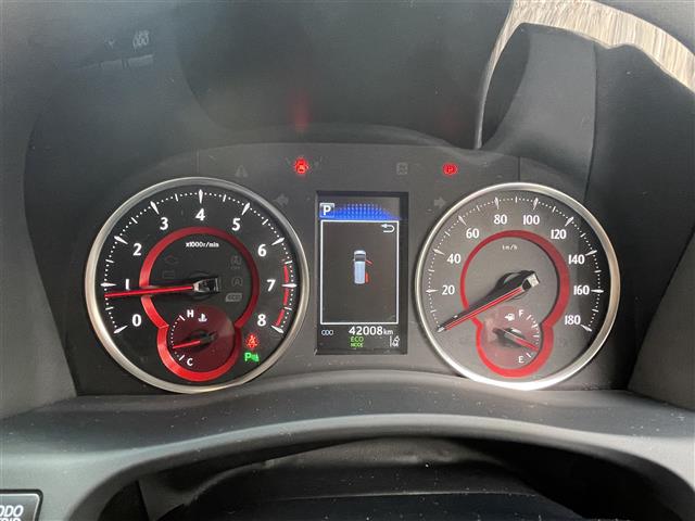 Toyota Alphard 9