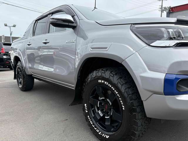 Toyota Hilux 12