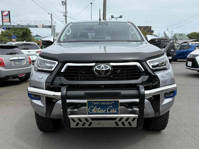 Toyota Hilux 2