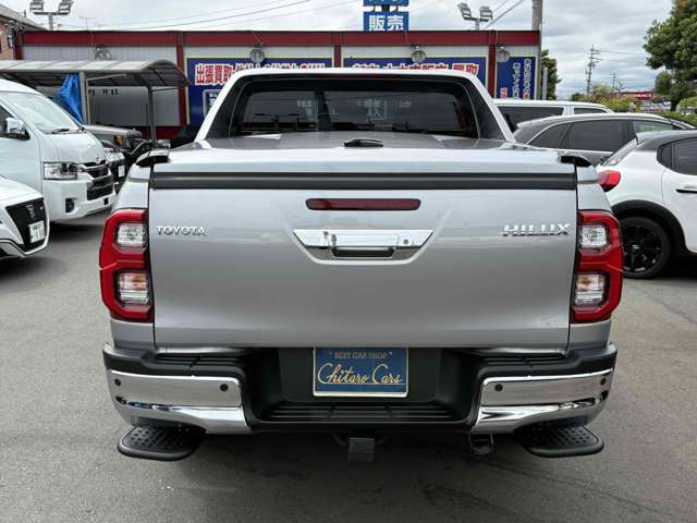Toyota Hilux 6