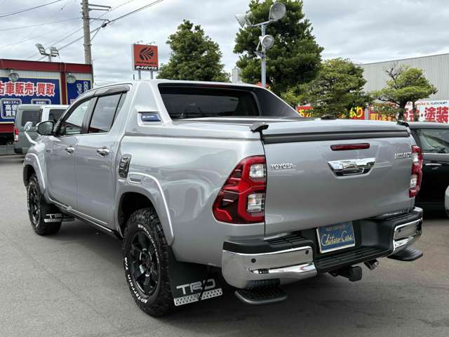 Toyota Hilux 7