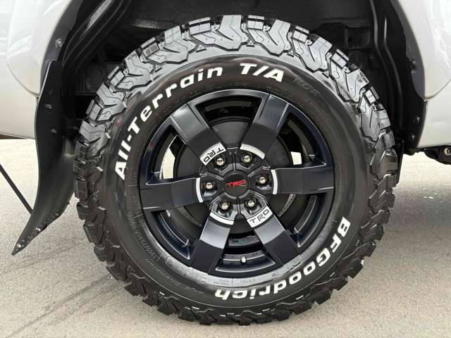 Toyota Hilux 10