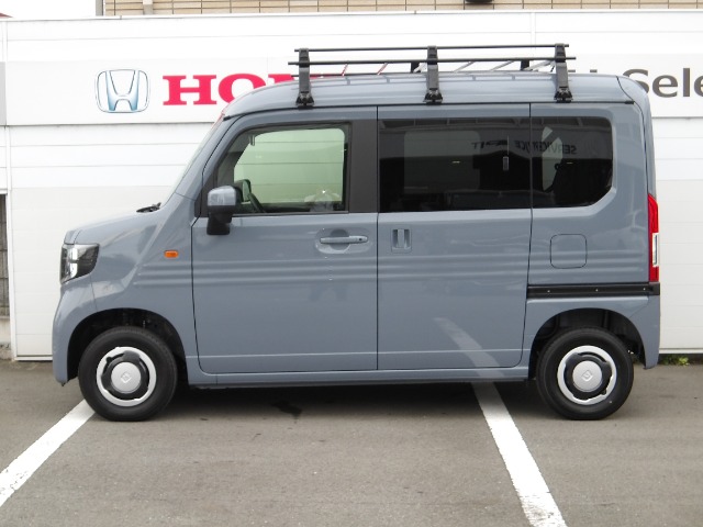 Honda N-VAN 8