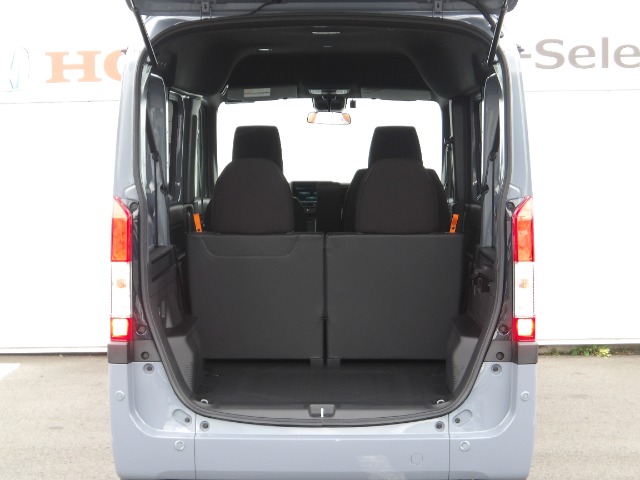 Honda N-VAN 10