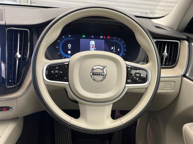 Volvo XC60 11