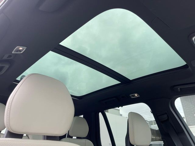 Volvo XC90 5