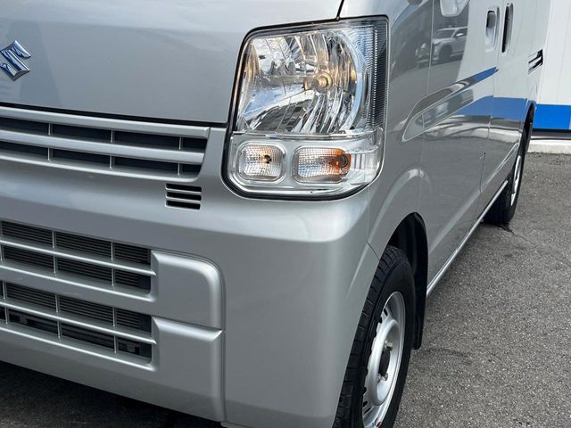 Suzuki Every 12