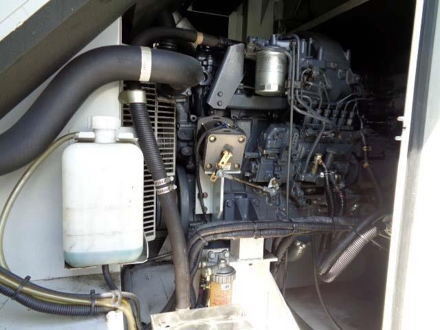 Hino Dutro 9
