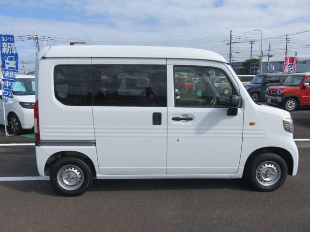 Honda N-VAN 11