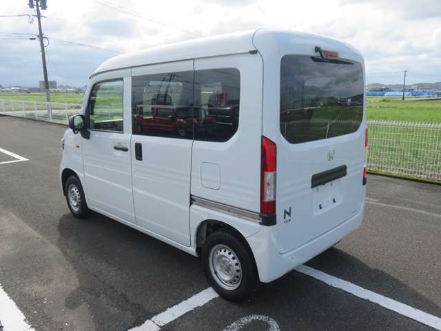 Honda N-VAN 8