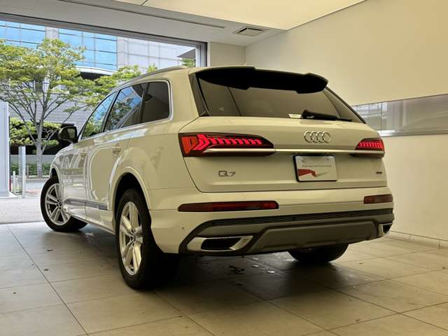 Audi Q7 9
