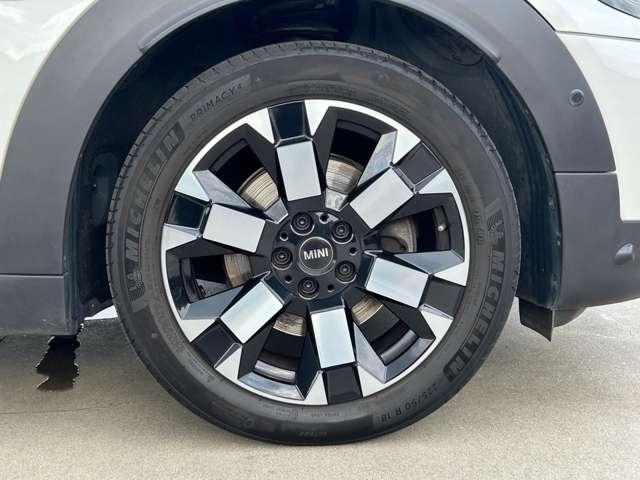 MINI Crossover 4