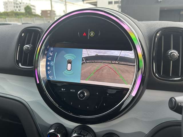 MINI Crossover 8