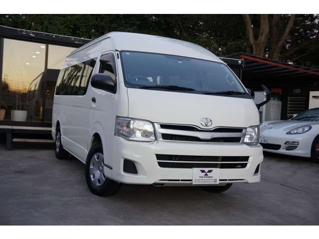 Toyota Hiace 3