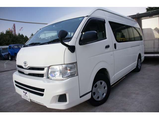 Toyota Hiace 9