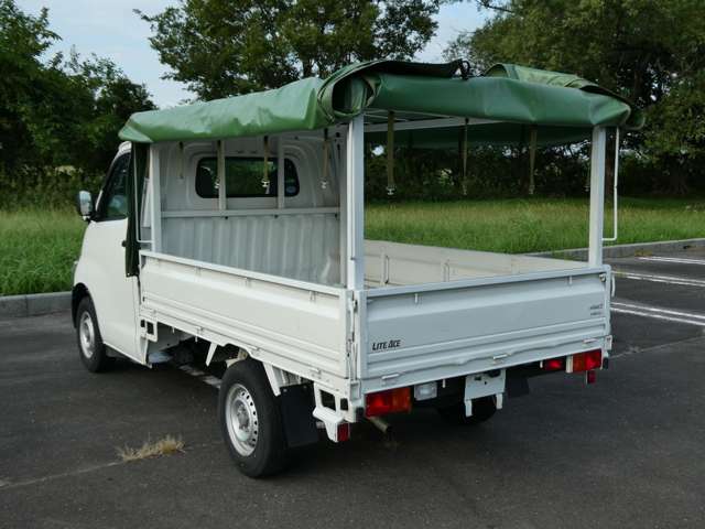 Toyota Light Ace Truck 12