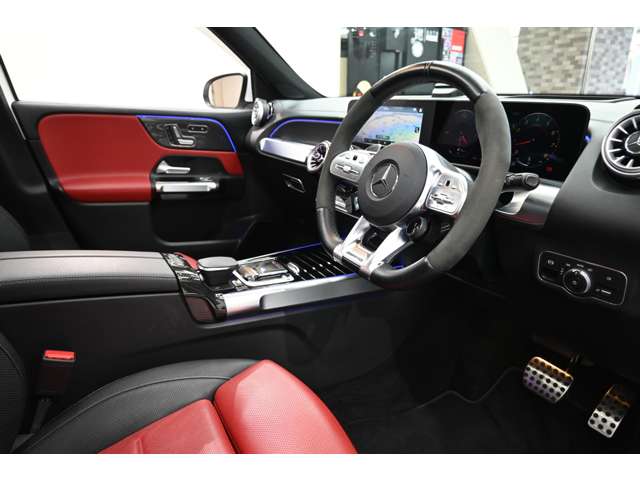 Mercedes-Benz GLB 6