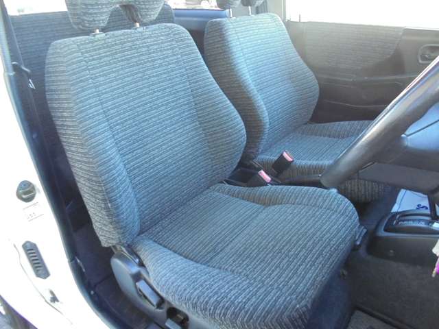 Mitsubishi Pajero Junior 12