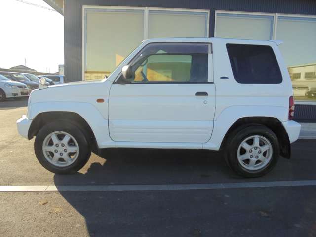 Mitsubishi Pajero Junior 7