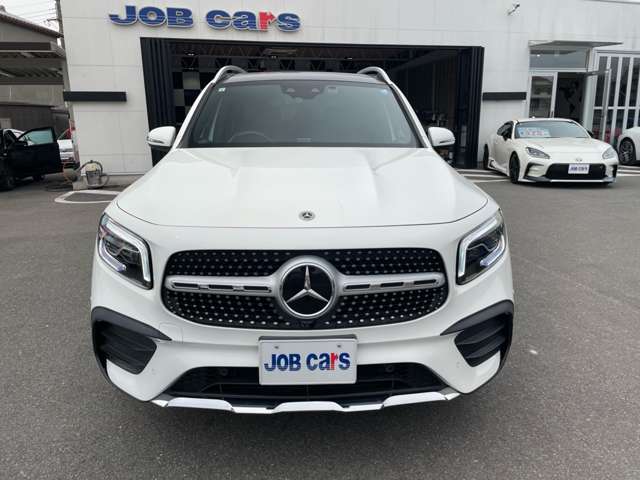 Mercedes-Benz GLB 4