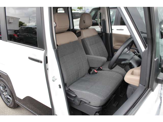 Mitsubishi Delica Mini 11
